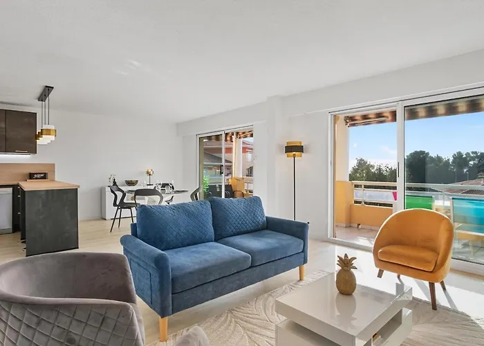 4 Etoiles - Vue - 2 - Parking - Piscine * Saint-Raphael (Var)