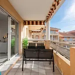 4 Etoiles - Vue - 2 - Parking - Piscine *