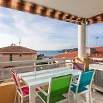 4 Etoiles - Vue - 2 - Parking - Piscine *